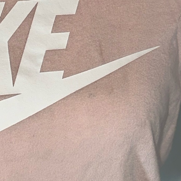 NIKE • Light Pink Logo Tee Raw Hem Women’s Size Small - Picture 2 of 7